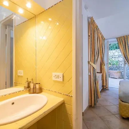 Luxury Zaffiro - Pool, Garden And Sea View 别墅