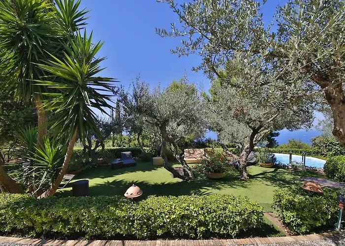 Luxury Zaffiro - Pool, Garden And Sea View *