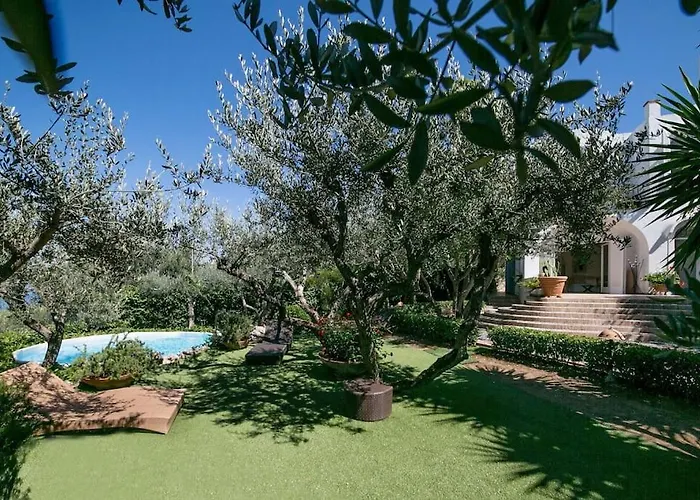 Luxury Zaffiro - Pool, Garden And Sea View * 阿纳卡普里